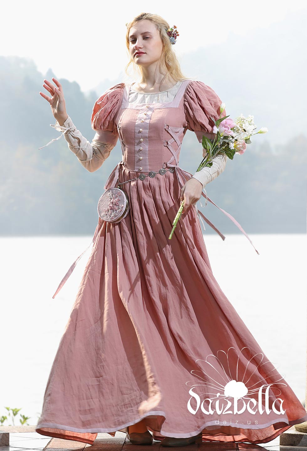 Renaissance Dress with Puffy Sleeves